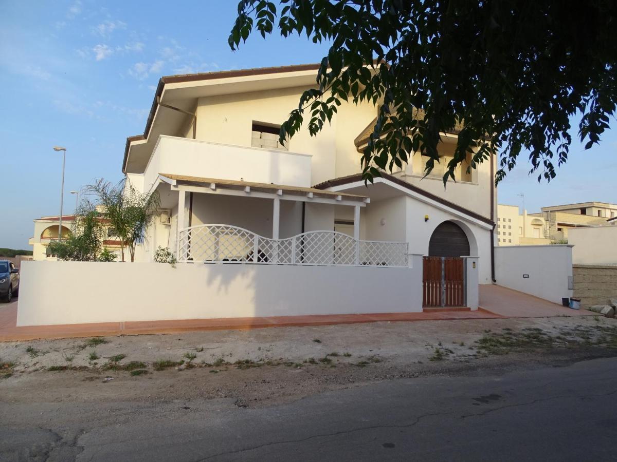 Felline Linda Casa Vacanze מראה חיצוני תמונה