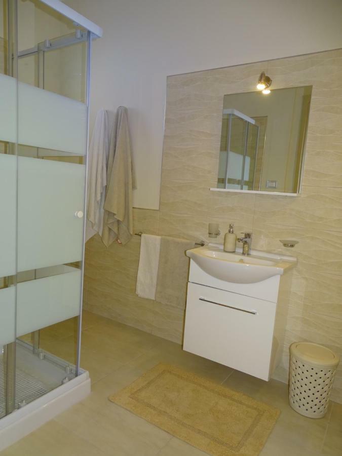 Felline Linda Casa Vacanze מראה חיצוני תמונה