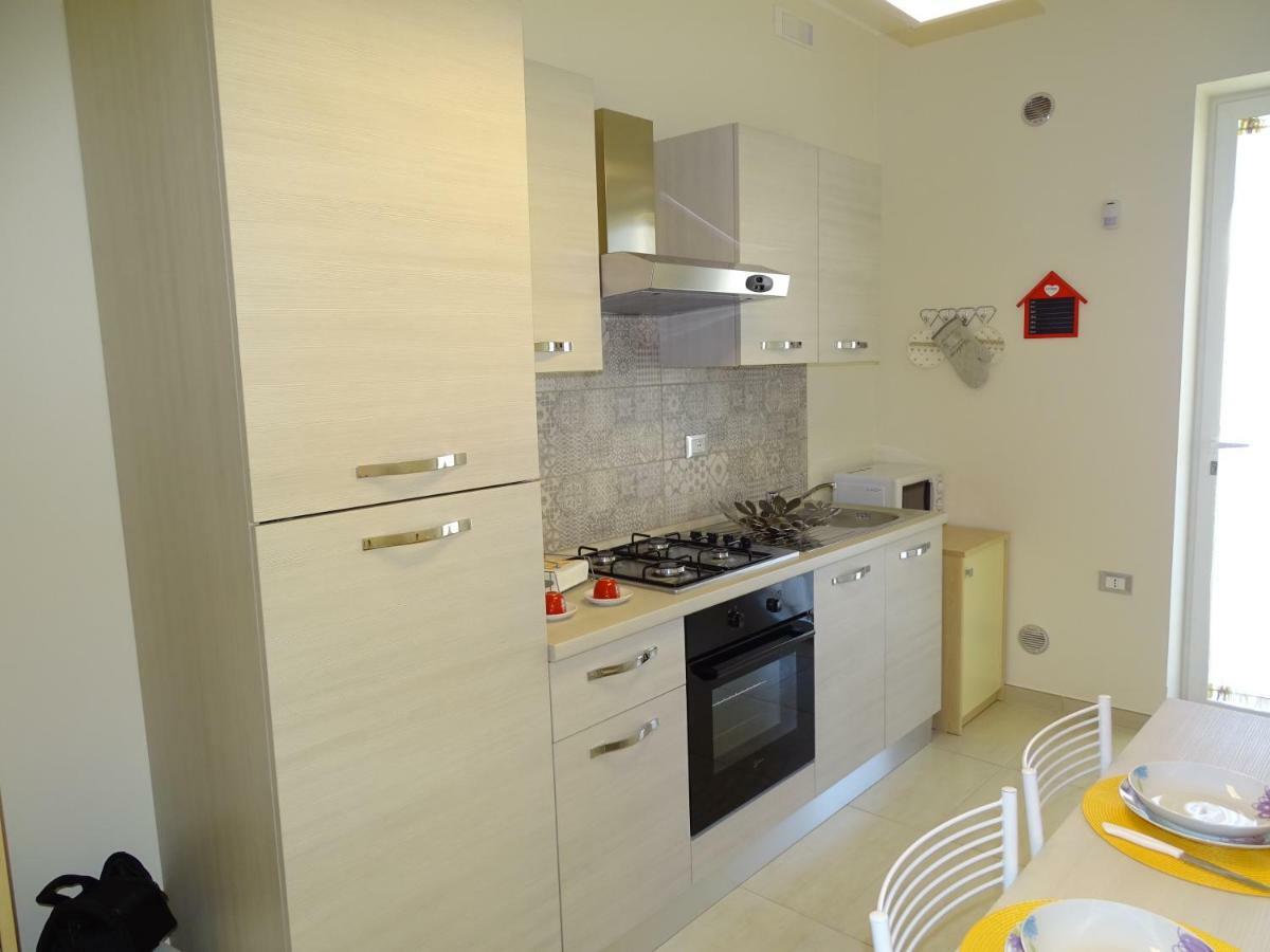 Felline Linda Casa Vacanze מראה חיצוני תמונה