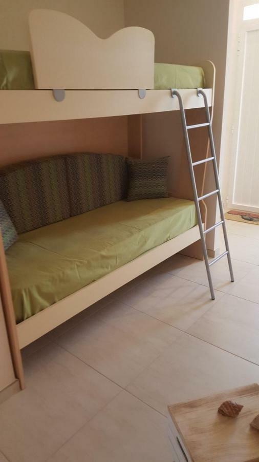 Felline Linda Casa Vacanze מראה חיצוני תמונה
