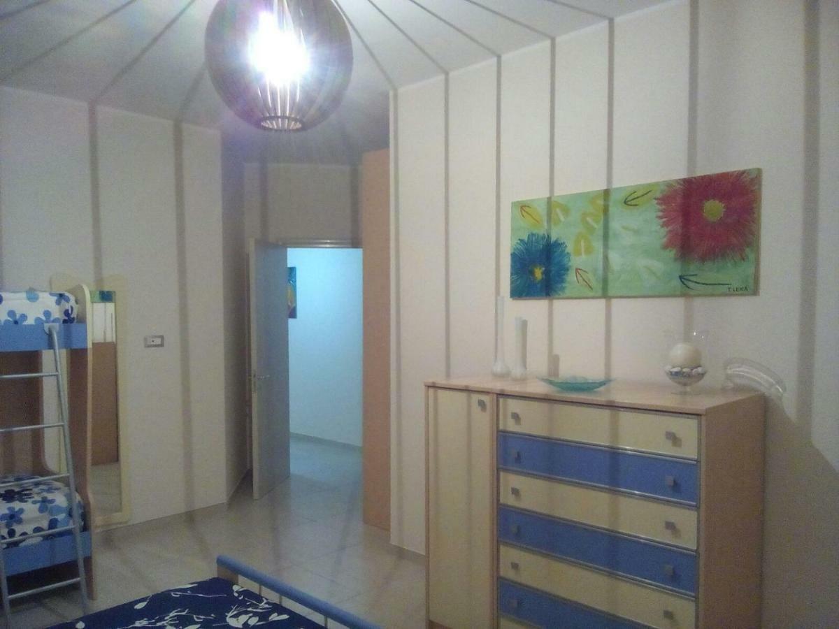 Felline Linda Casa Vacanze מראה חיצוני תמונה