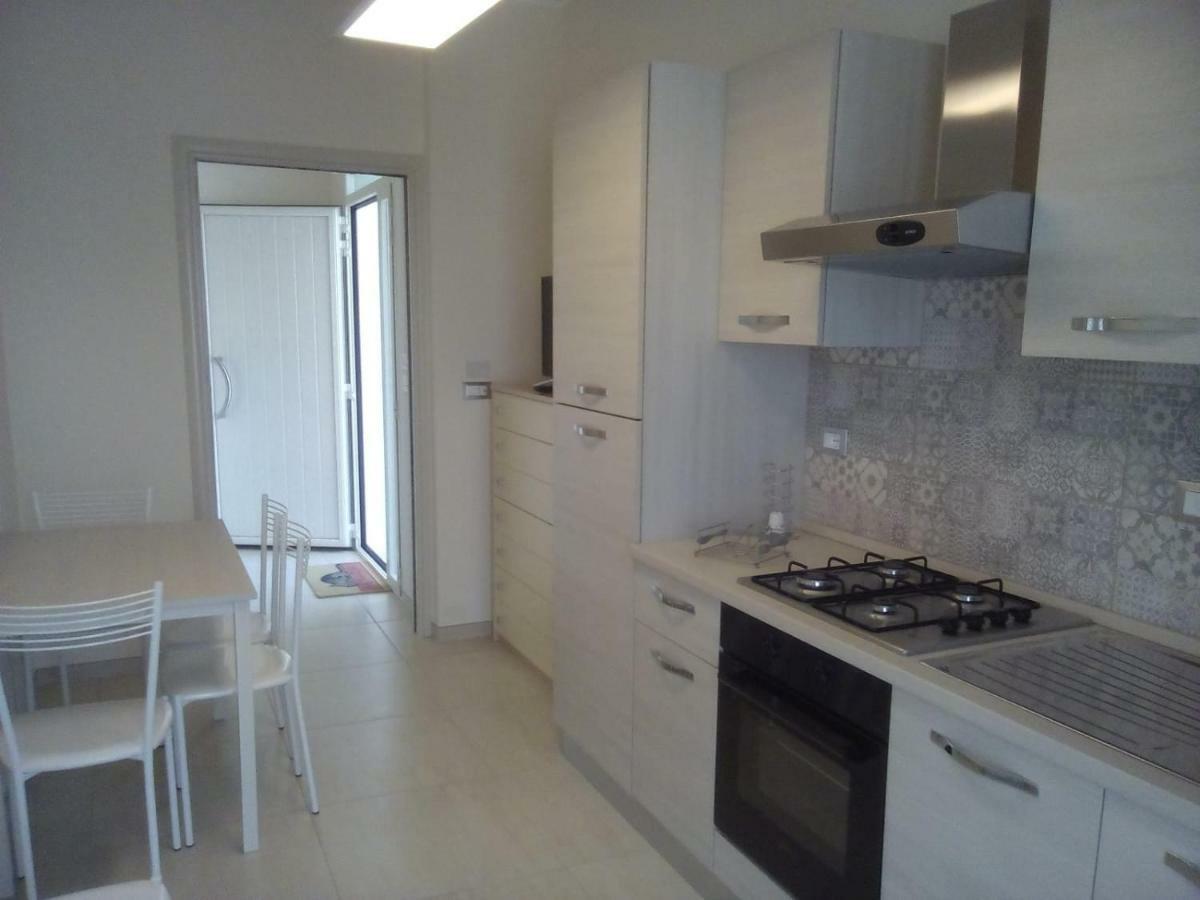 Felline Linda Casa Vacanze מראה חיצוני תמונה